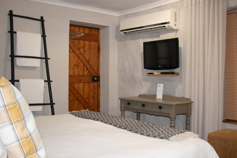 Bedroom 2, Sherewood Lodge, City of Tshwane