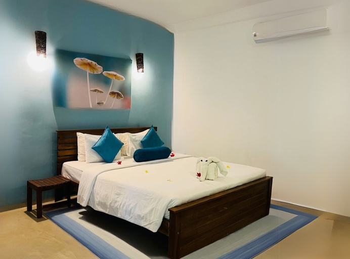 Bedroom 3, Garcinia Leaf, Hikkaduwa