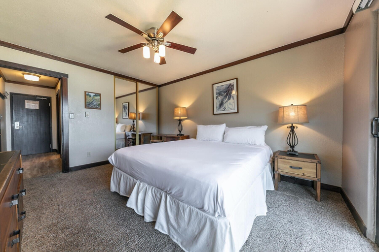 Room 5, 114 Bldg B 1 Bedroom Condo, Nevada