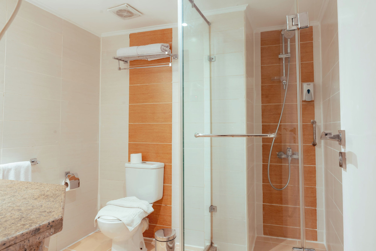 Bathroom 5, Empire Hotel Aqua Park, Al-Ghurdaqah