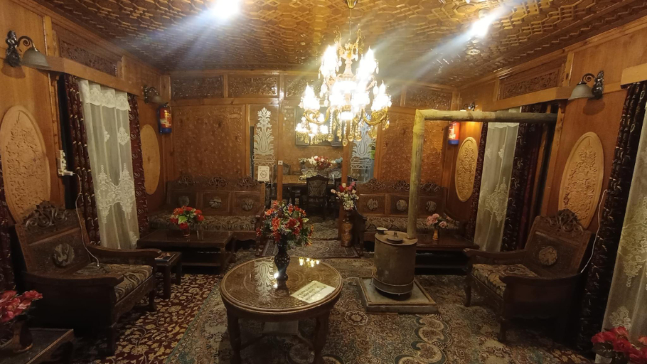 Bathroom, Goona Palace Houseboat, Srinagar