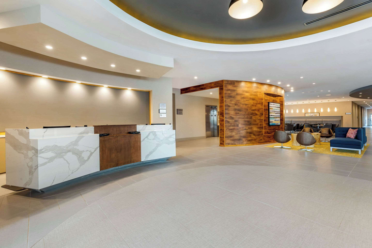 Public Area 4, DoubleTree by Hilton Summerville Nexton, Berkeley