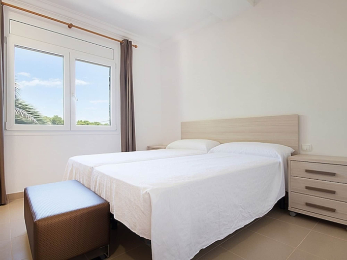 Room 2, Th01 Villa en Salou 4 Dorm 4 ba os Barbacoa, Tarragona
