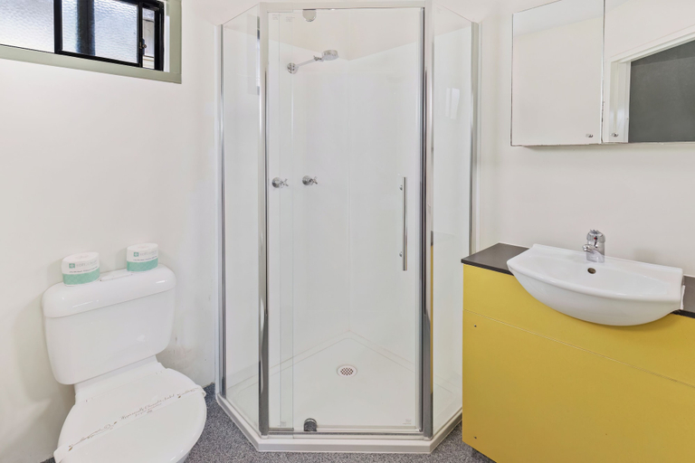 Bathroom 3, Victoria Accommodation Village, Katherine