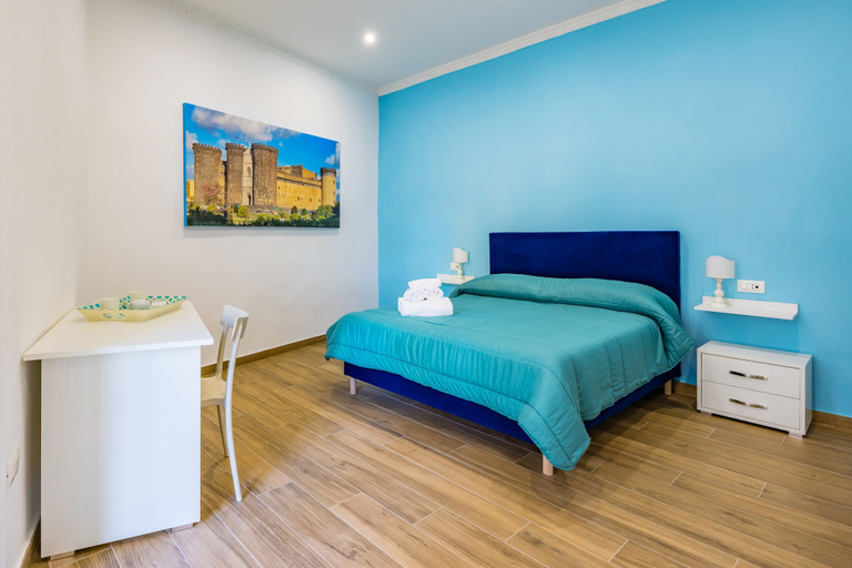 Room 4, Muzy Flat at Capuana by Napoliapartments, Napoli