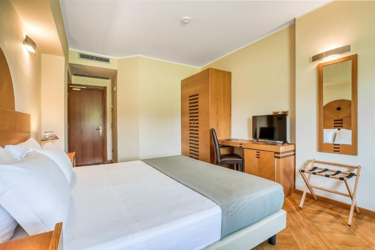 Bedroom 4, Hotel PentHouse, Perugia
