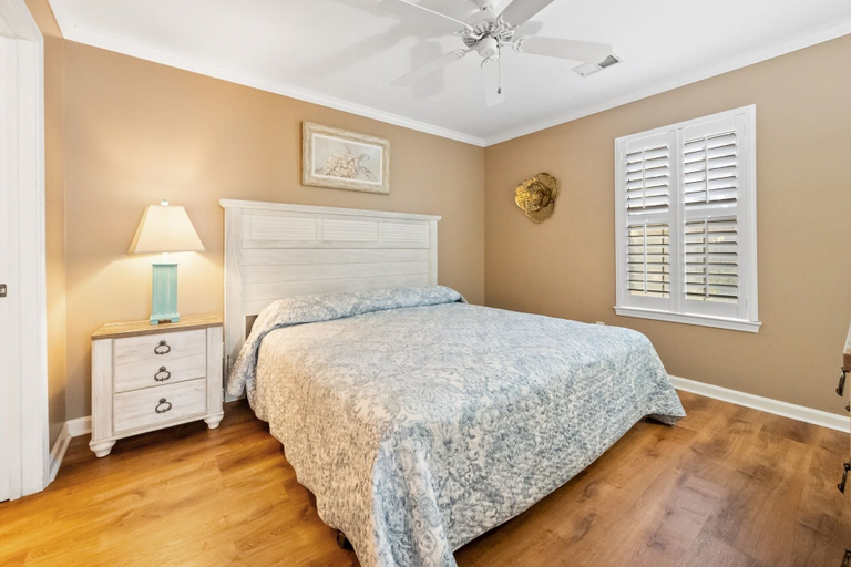 Room 4, 53b Blue Wedge At True Blue 2 Bedroom Condo by Peace Vacations, Georgetown