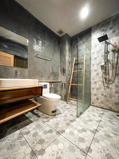 Bathroom 3, Ratha Hotel, Muang Chiang Mai