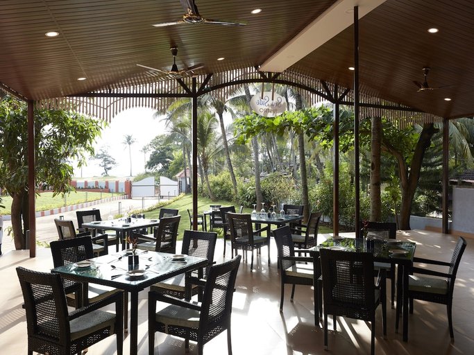 Food & Drinks 4, Bollywood Sea Queen, South Goa