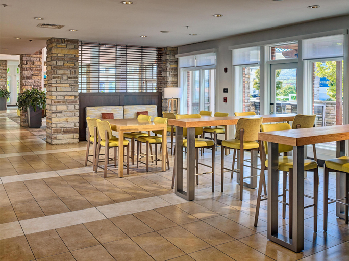 Food & Drinks 5, Hilton Garden Inn Pigeon Forge, Sevier