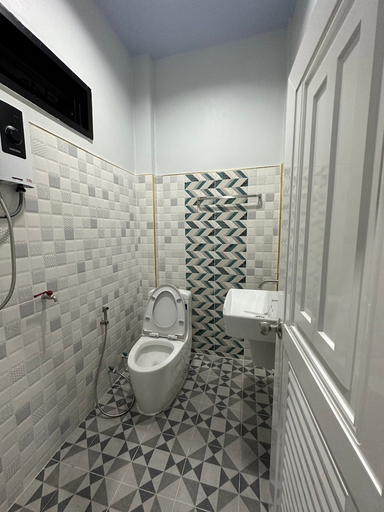 Bathroom 3, Art Nara Resort, Muang Narathiwat