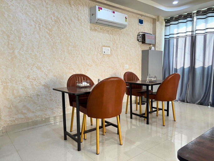 Restaurant 5, The Mayfair Hotel, Indore