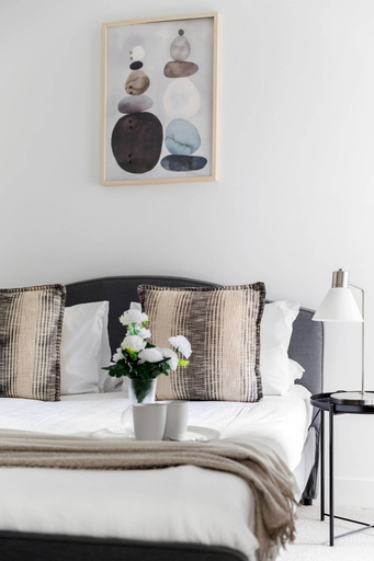 Interior 3, A Cozy 2BR Apt Right on Buzzing Chapel Street, Melbourne