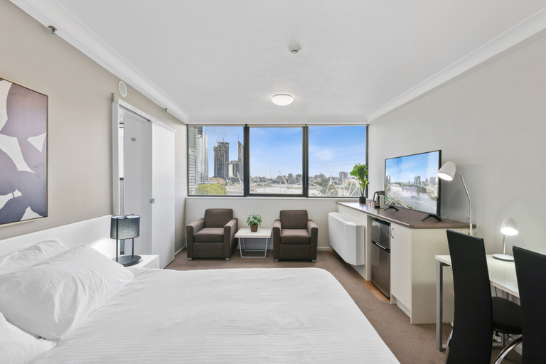 Living room 5, Central Brisbane Studio With Stunning River Views, Brisbane