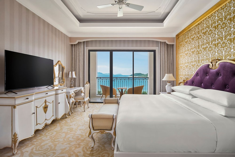 Bedroom 3, Nha Trang Marriott Resort & Spa, Hon Tre Island, Nha Trang