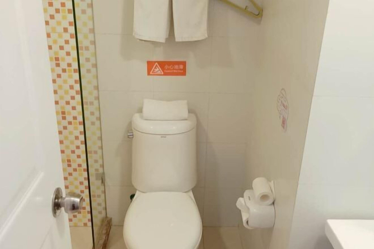 Bathroom 4, Homeinn Hotel (Qiqihar Fenghuangcheng), Qiqihar