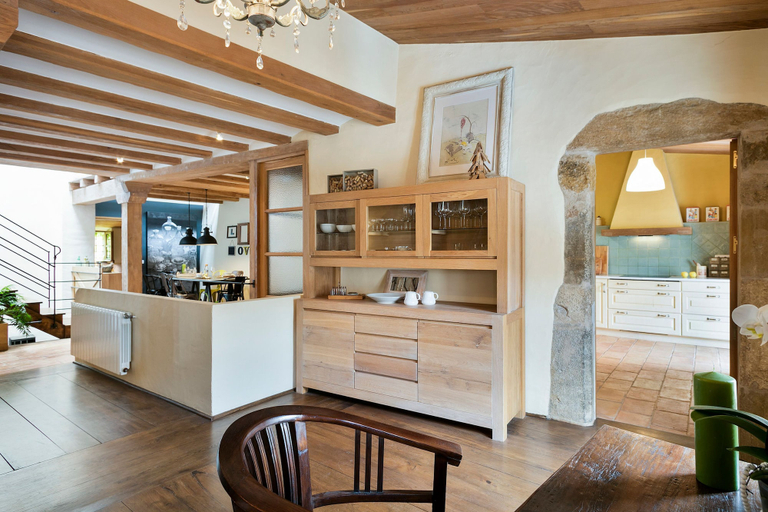 Room 4, Emporda Costa Brava Marenya, Girona