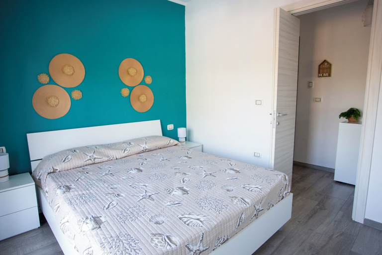 Room 5, La Perla del Golfo, Catanzaro