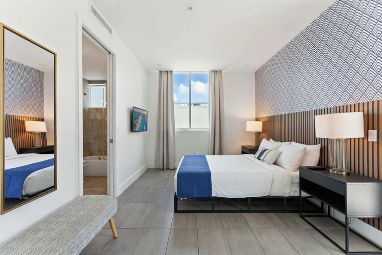 Room 4, Modern South Beach 2 Bedroom Gem, Miami-Dade