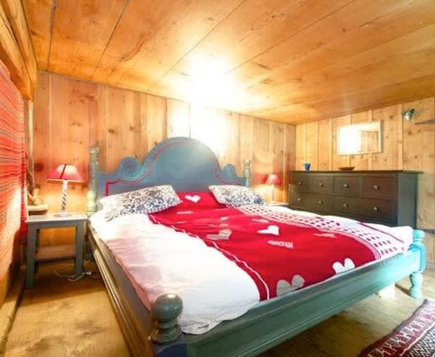 Room 4, Heidi Chalet Alps - Unique Experience - Authentic Part, Pays-d'Enhaut