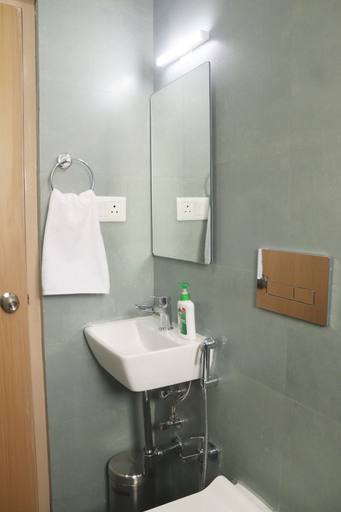 Bathroom 5, Axon Corporate Stays Newtown Kolkata, North 24 Parganas