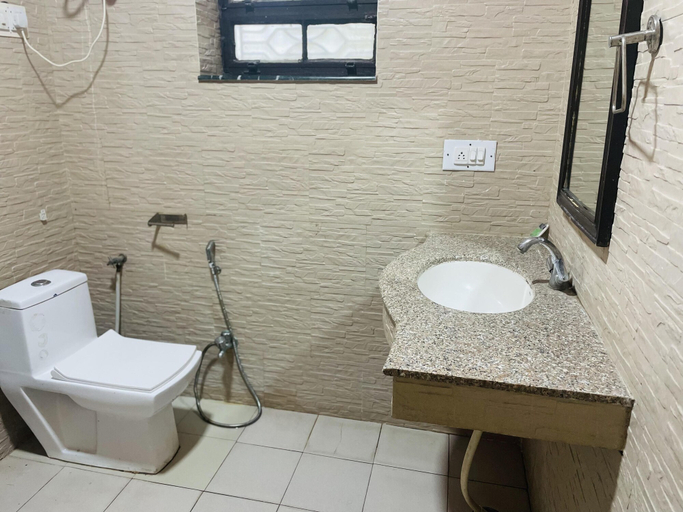 Bathroom 4, Sajjan Bagh Resort, Ajmer