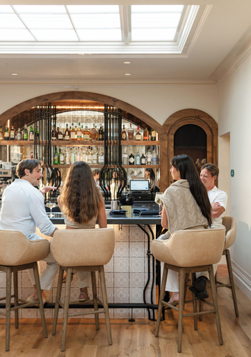 Food & Drinks 5, Hotel Santa Barbara, Santa Barbara
