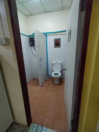 Bathroom 3, Home stay at tapae Chiang Mai , Muang Chiang Mai