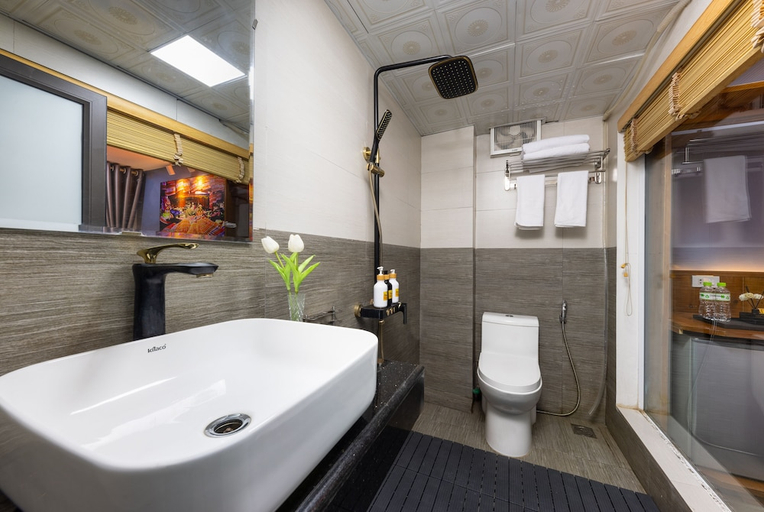 Bathroom 4, Sapa View Spring Garden Hotel, Sa Pa
