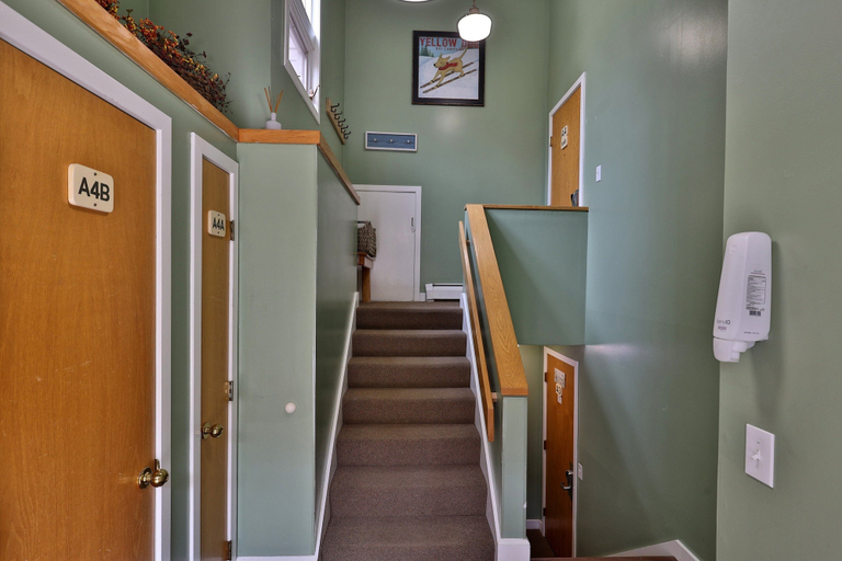 Interior 2, Fall Line Condo A4b 2 Bedroom Condo, Rutland