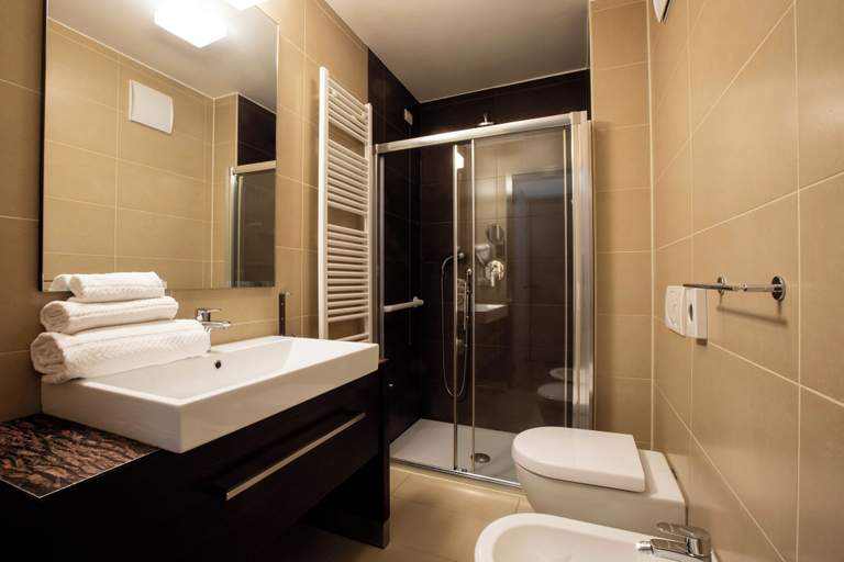 Bathroom 5, TH Cadore - Hotel Antelao, Belluno