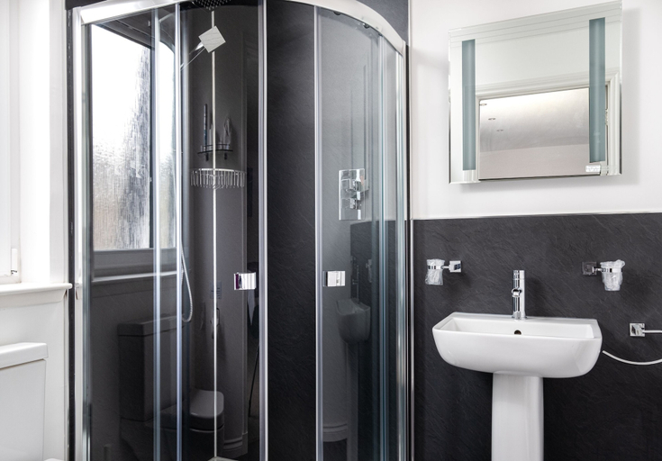 Bathroom 3, Rosebank Guest House, Perthshire and Kinross