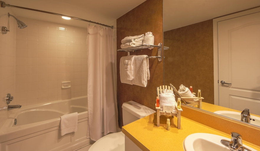 Bathroom 4, Boardwalk Resort and Villa, Virginia Beach