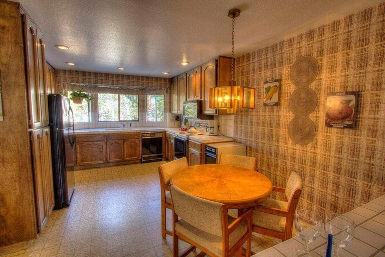 Private kitchen 5, Ski Lake Lodge 3 Bedroom Home by RedAwning, Washoe