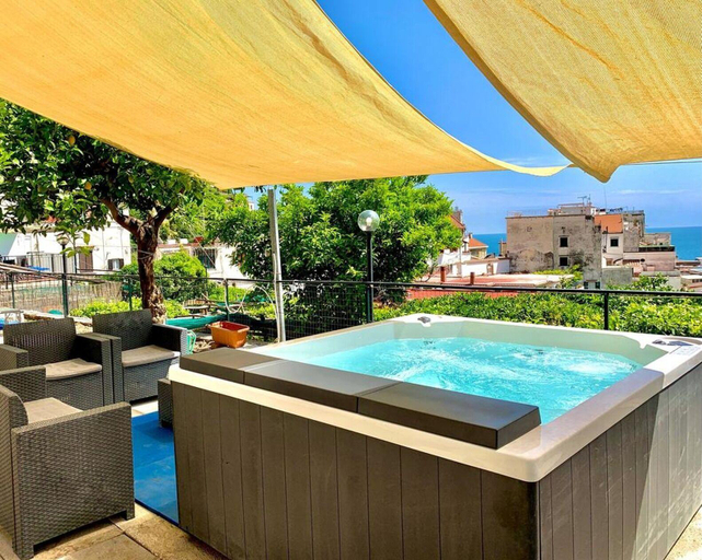 Sport & Beauty 5, Eden Holiday Apartment, Salerno