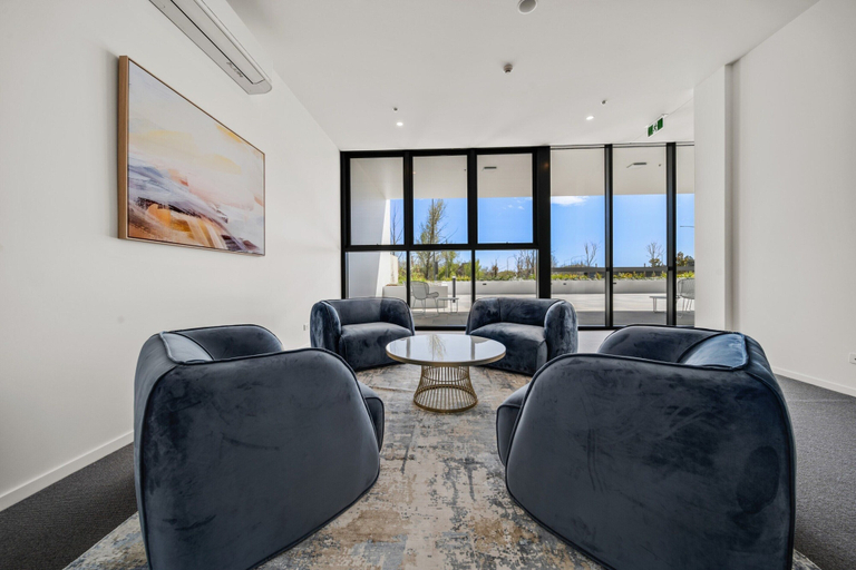Interior 5, Chic 1-bed With Sophisticated Decor,, Canberra