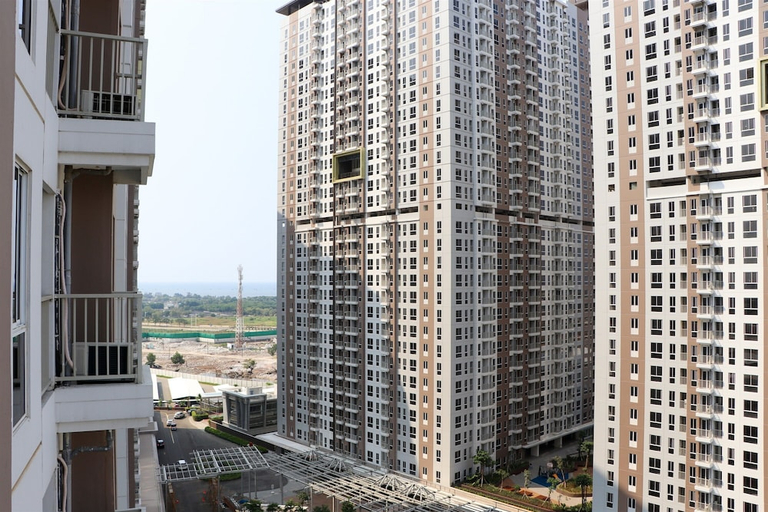 Exterior & Views, Comfort Living Studio Room At Tokyo Riverside Pik 2 Apartment, Tangerang