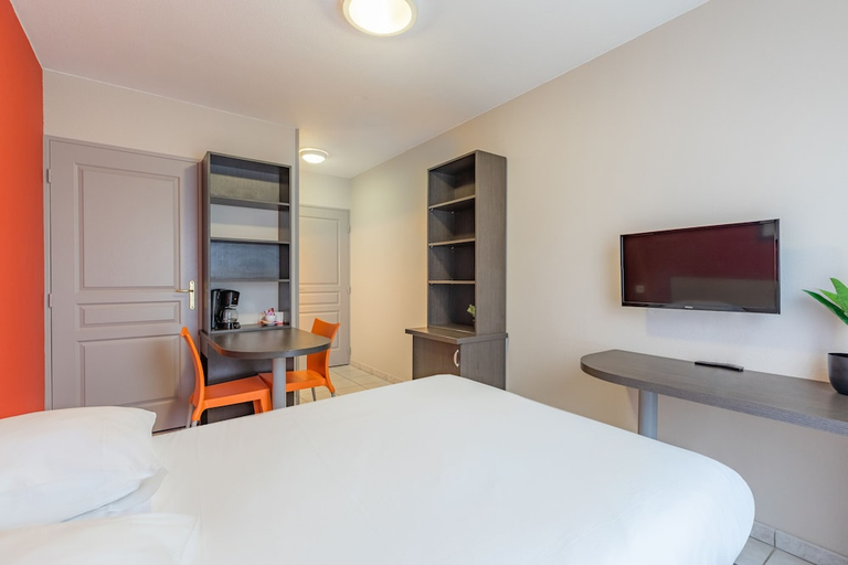 Bedroom 3, Appart'City Classic Lyon Vaise Saint Cyr, Rhône