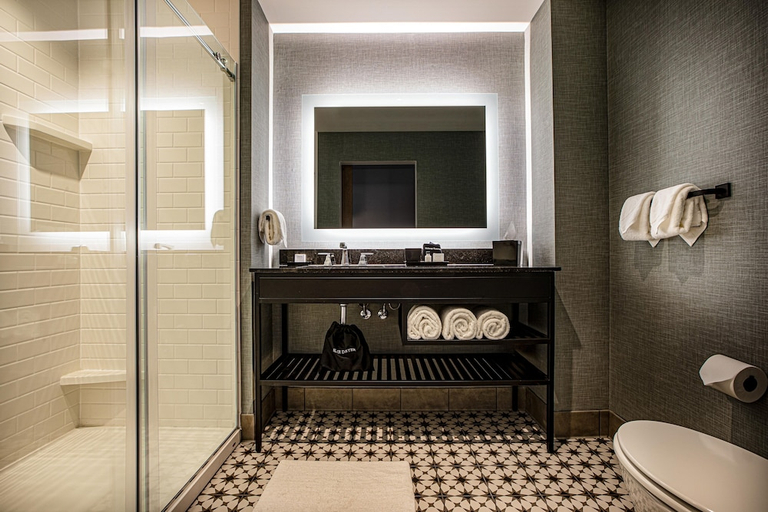 Bathroom, Hotel Maverick, Mesa