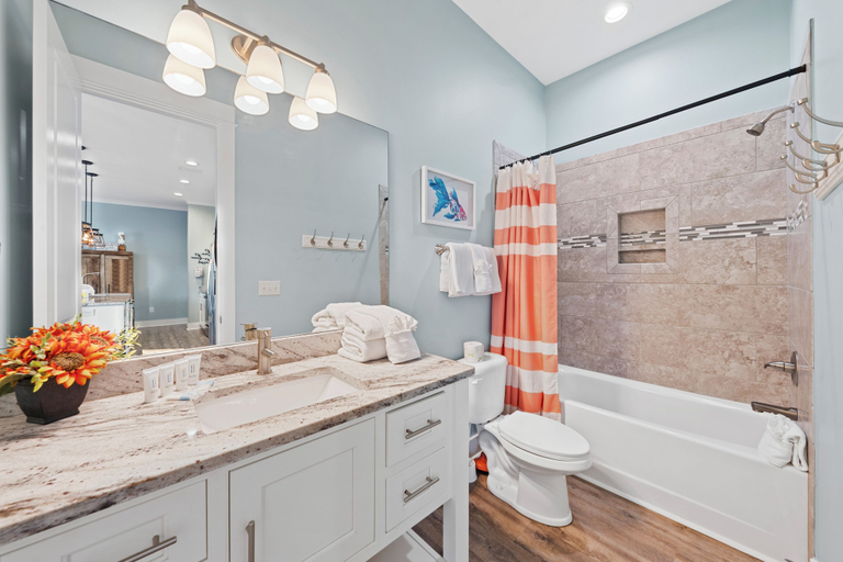 Bathroom 4, Little Lagoon Cottages, Baldwin