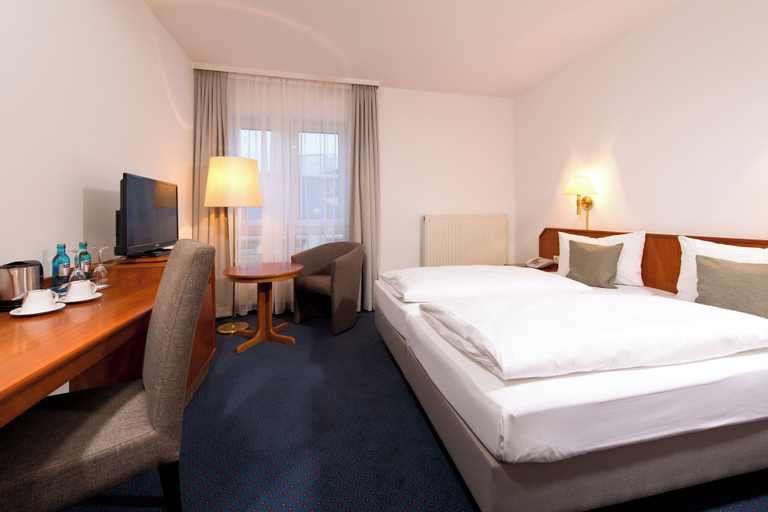Bedroom 4, ACHAT Hotel Neustadt an der Weinstraße, Neustadt an der Weinstraße