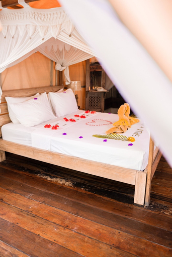 Bedroom 2, La Cocoteraie Ecolodge- Glamping, Lombok