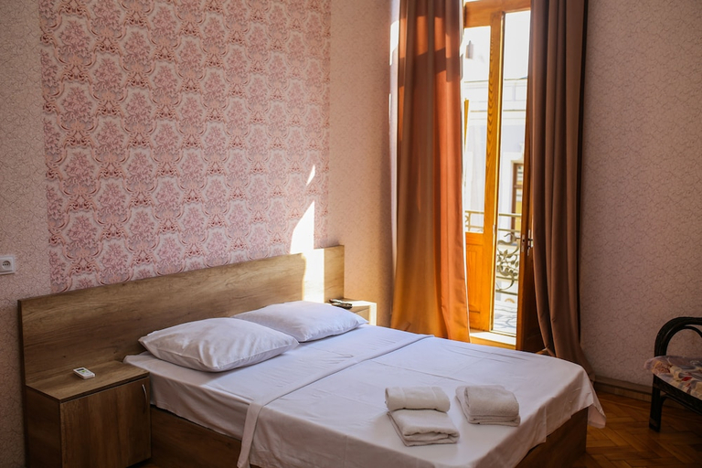Bedroom 2, Hotel New Palace, Tbilisi