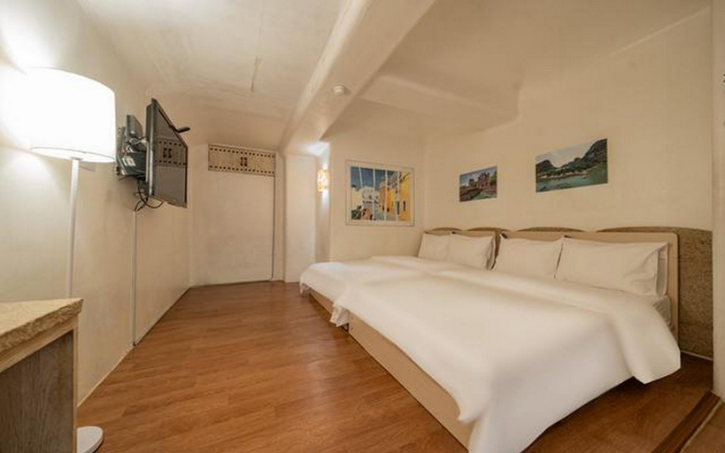 Bedroom 3, Sinchon Grand, Mapo