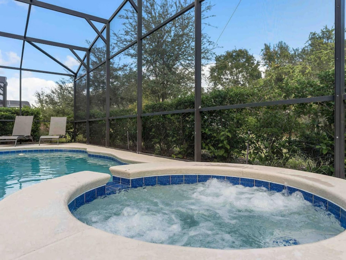 Room 3, Super Comfy- 7BD 5 5BA Sleep s 22 w Amenities, Polk