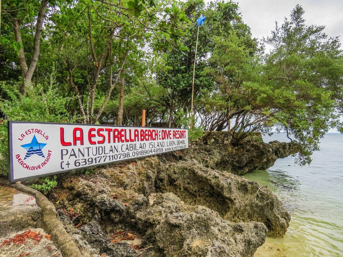 Public Area, La Estrella Beach Resort, Loon