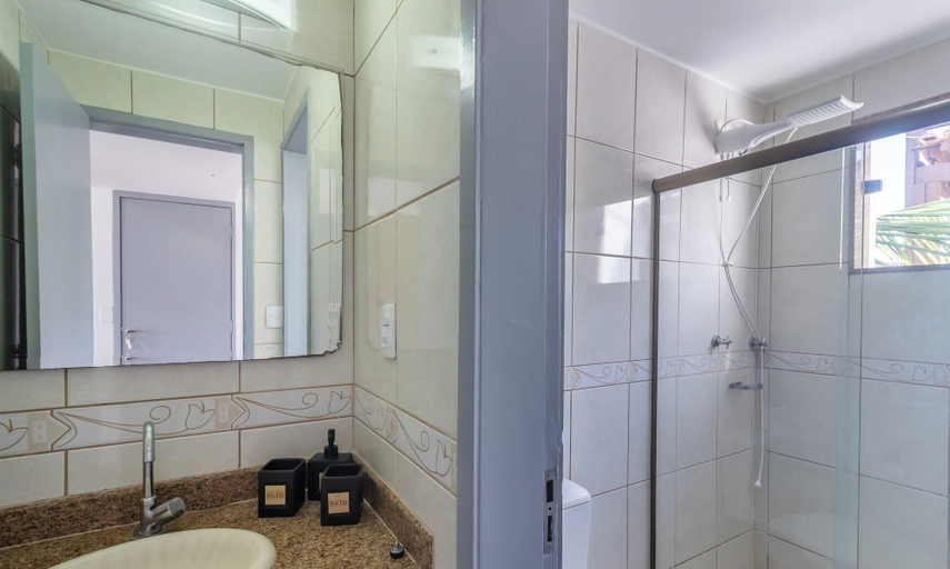 Bathroom, House in Cabo Frio 200m From the Beach Adp001, Cabo Frio