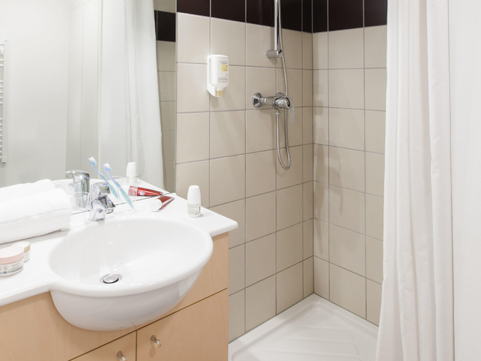 Bathroom, Adagio Access Saint Louis Bale, Haut-Rhin