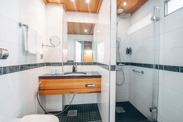 Bathroom 5, Comfort Hotel Sello, Uusimaa