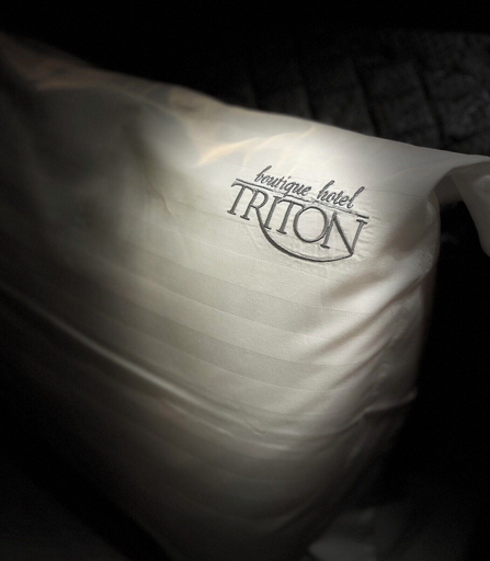 Bedroom 3, Hotel Triton, Attica